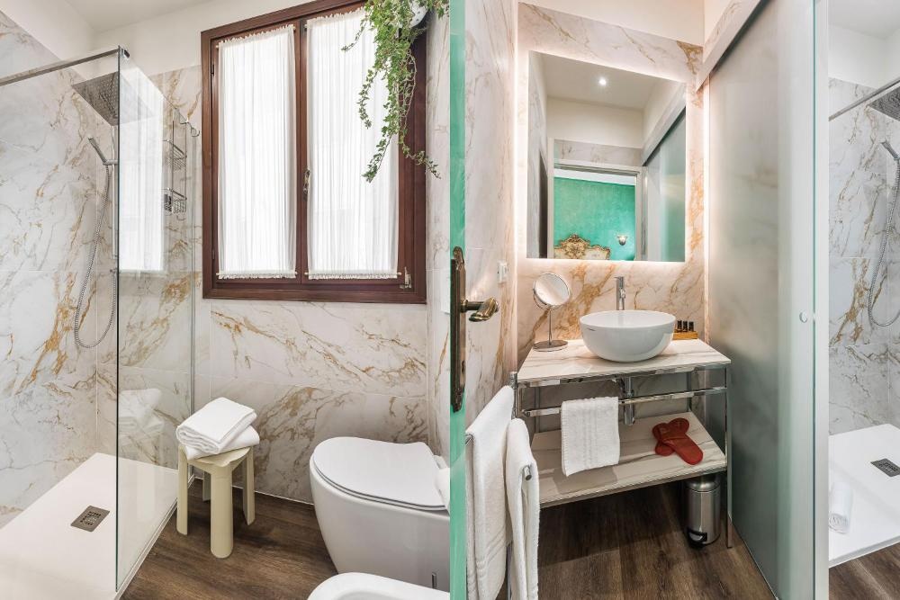 Junior Suite Canal View